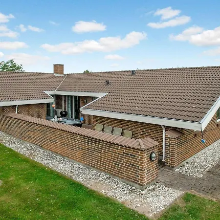 Holiday Gunny - 500m To The Inlet In Western Jutland By Interhome Holiday home *